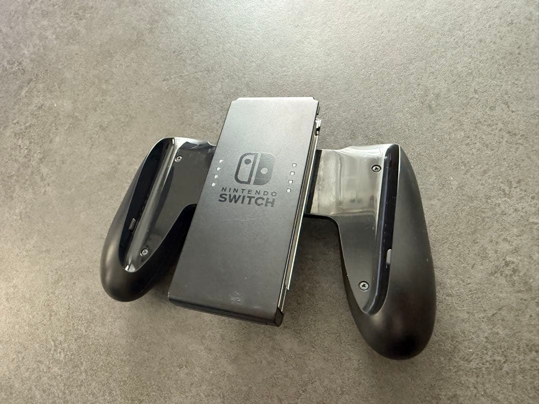 Nintendo Switch 本体 + Joy-Con + プロコントローラー