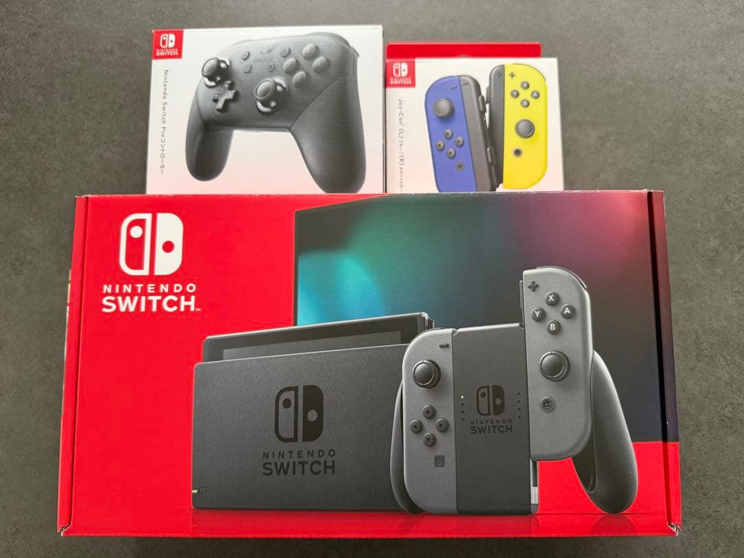 Nintendo Switch 本体 + Joy-Con + プロコントローラー