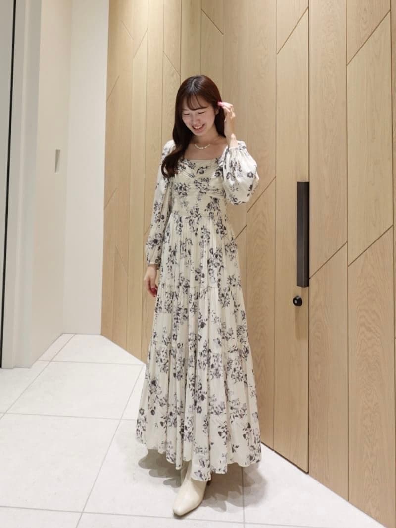 実物写真掲載 大人気完売 ココディール シャーリングティアードフラワーワンピース