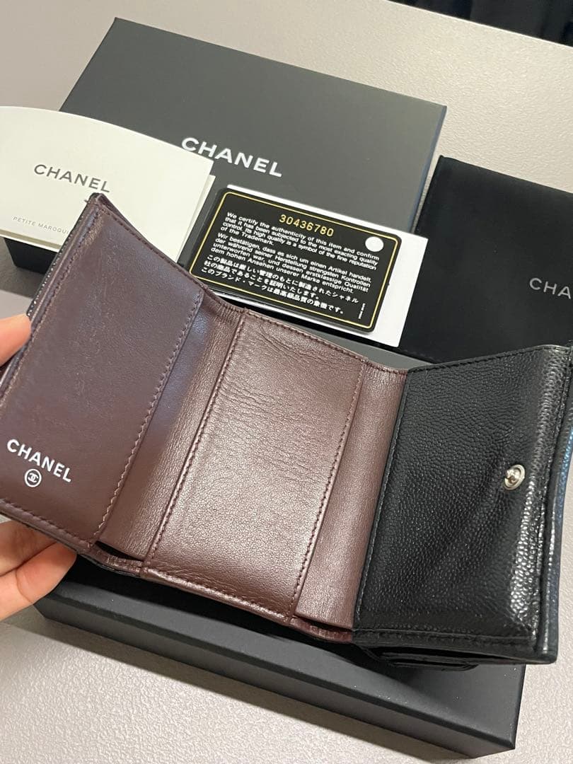 美品 シャネル CHANEL キャビアスキン クラシックスモールウォレット