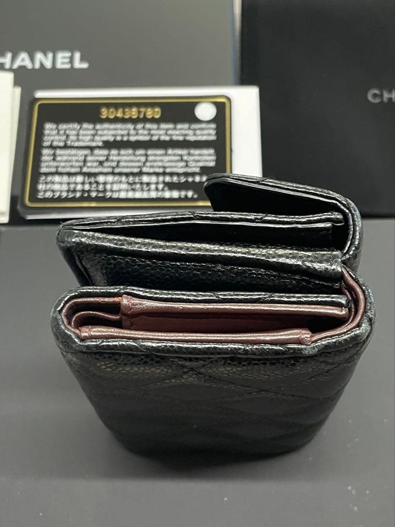 美品 シャネル CHANEL キャビアスキン クラシックスモールウォレット