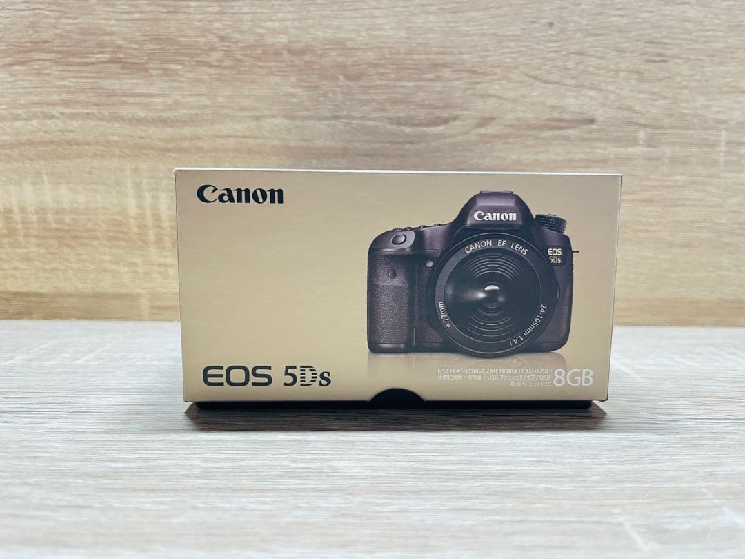 【新品未使用】Canon EOS 5Ds ミニチュアカメラ型USBメモリ