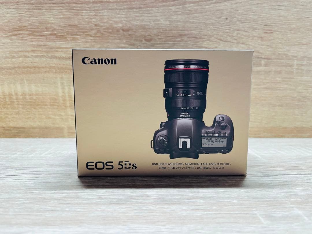 【新品未使用】Canon EOS 5Ds ミニチュアカメラ型USBメモリ