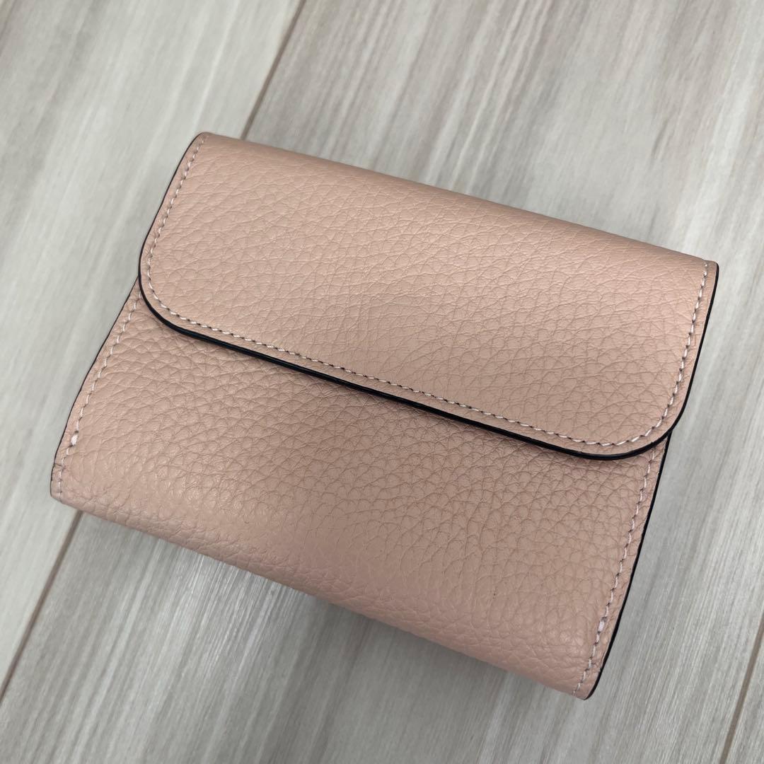 クロエ　ALPHABETミニリフォールドウォレット　ピンク