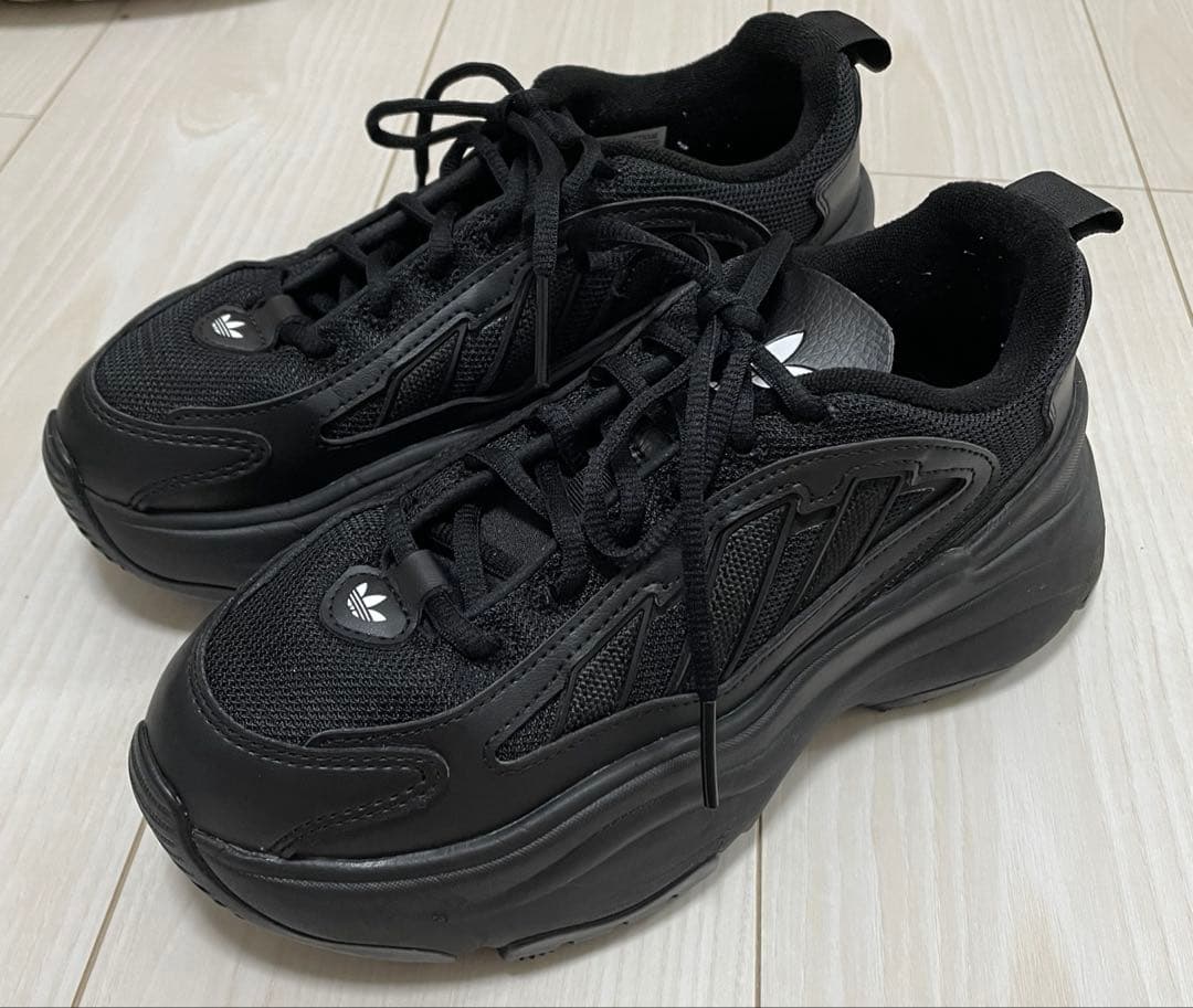 【ニコ様】adidas Ozgaia / アディダス オズガイア / 23cm