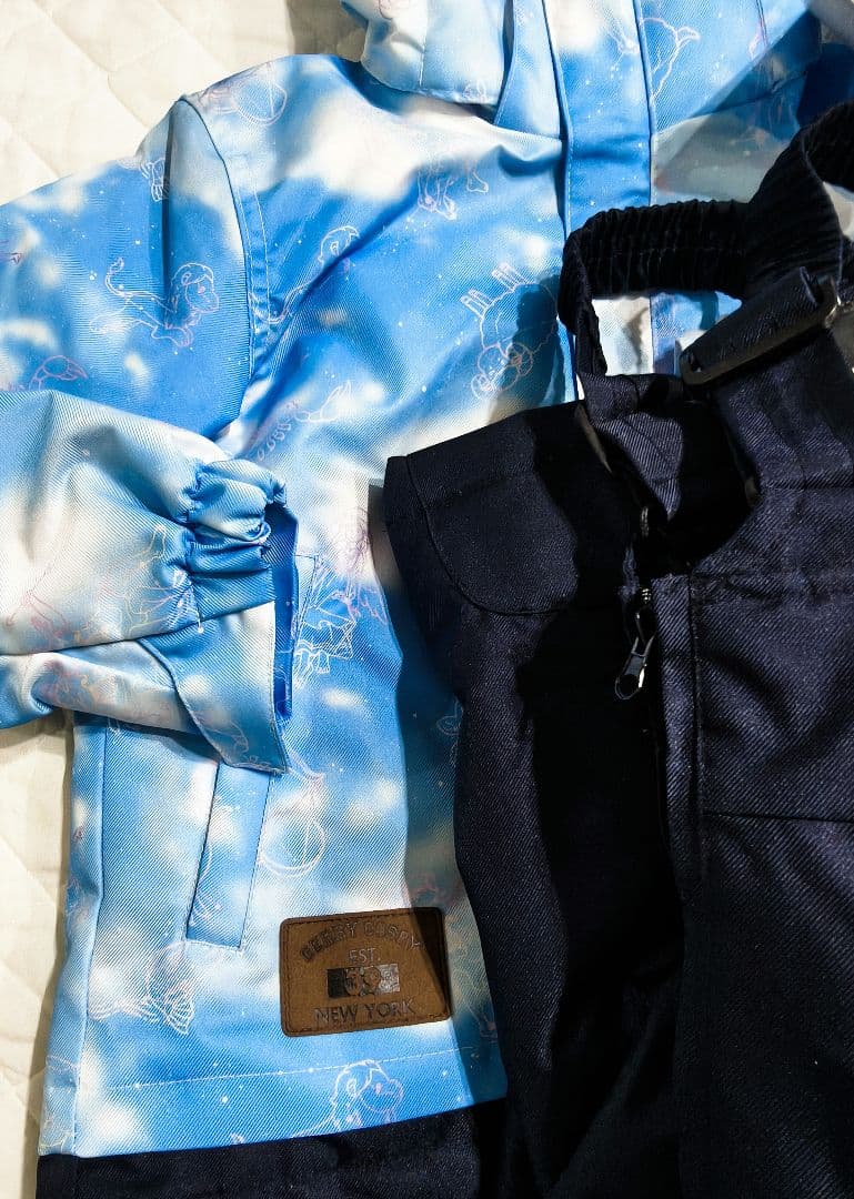 【新品】コスビー　cosby　スキーウェア　雪遊び　セパレート　上下セット　水色