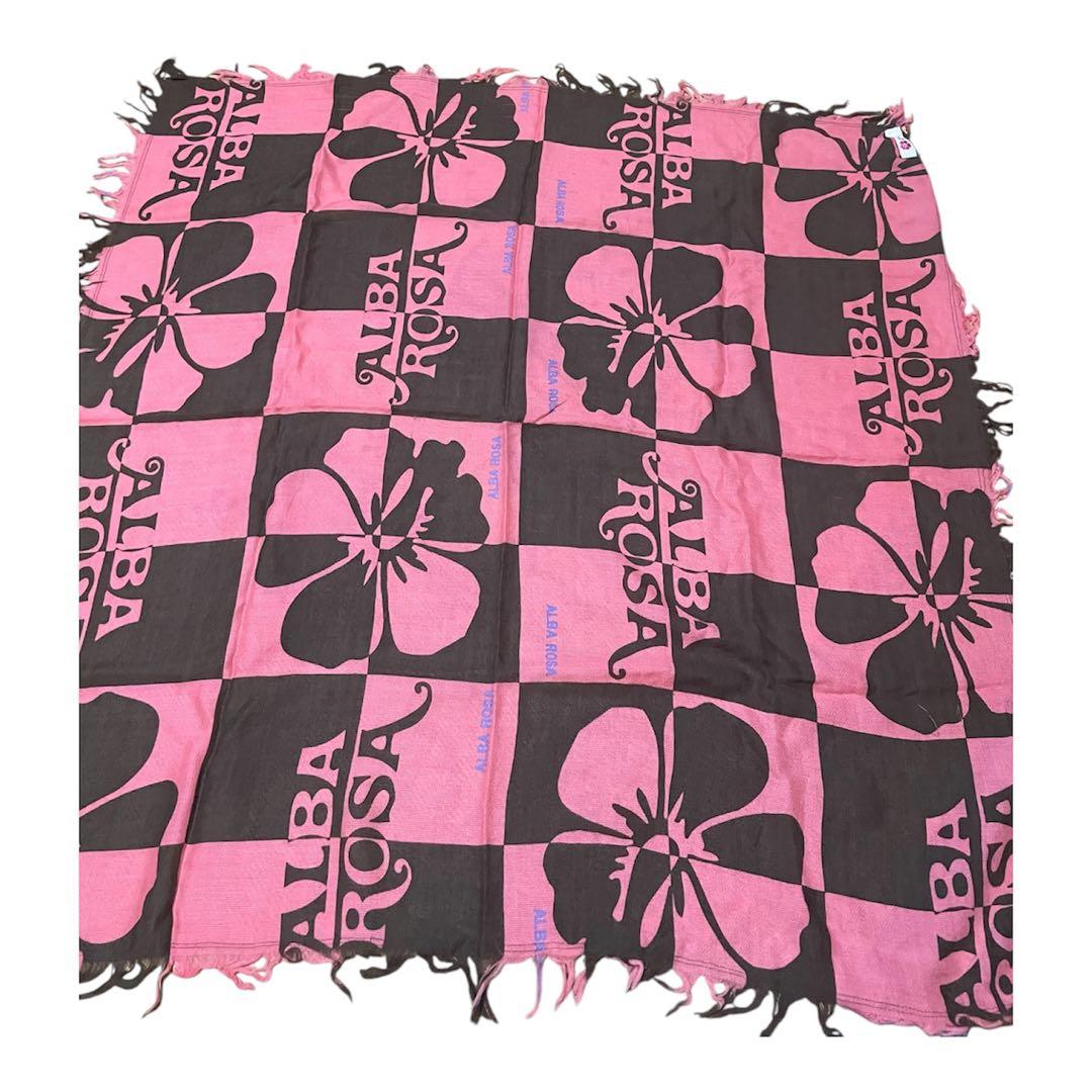 アルバALBAROSA升目、正方形ストール、新品未使用、美品、送料込み