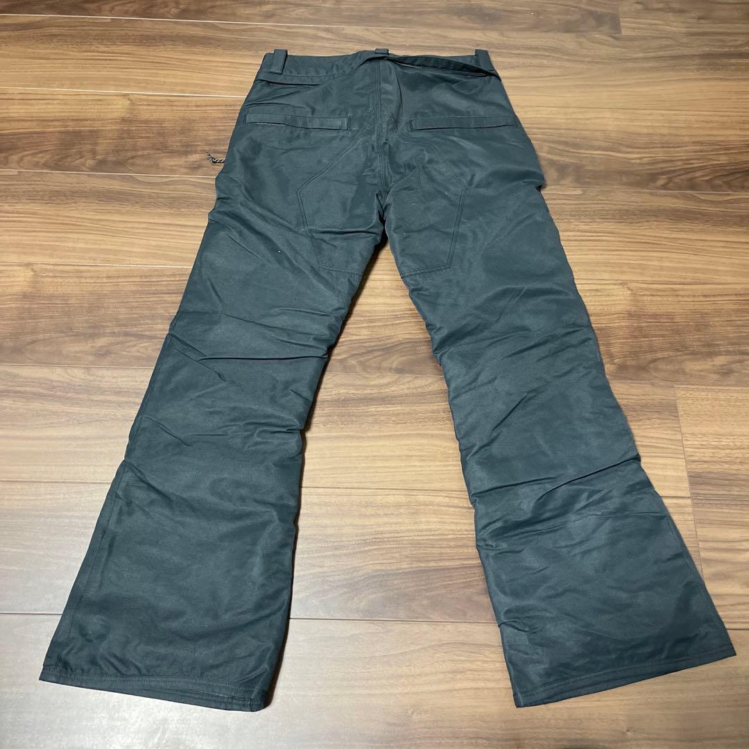 VOLCOM スノーボードウェア上下　子供用　赤黒迷彩