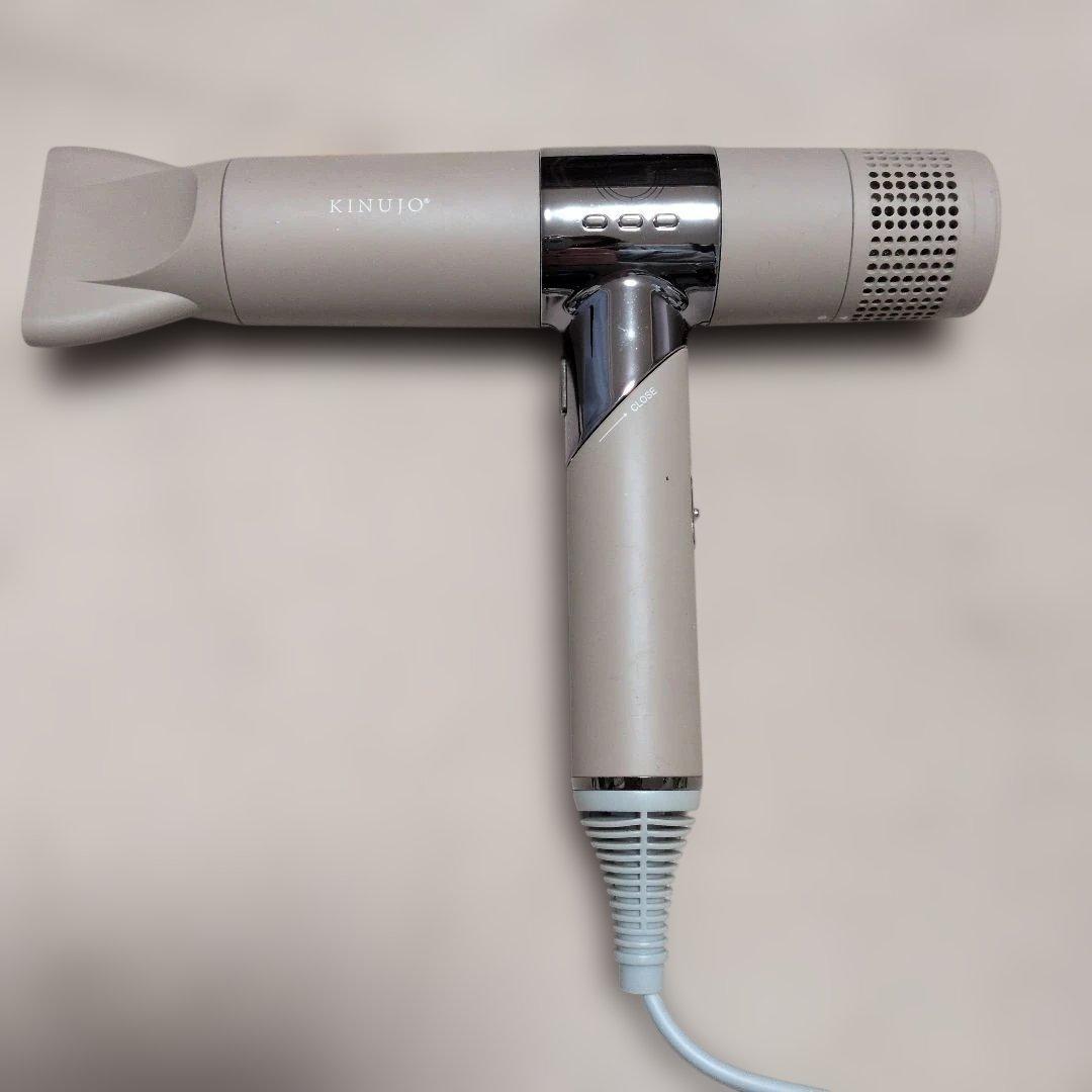 KINUJOヘアドライヤー