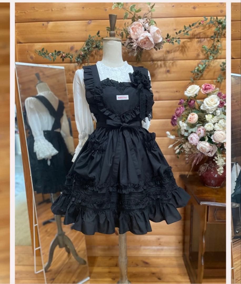 モモコハウス フリル付き黒エプロン