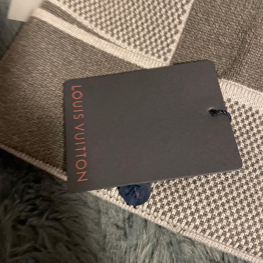 ルイヴィトン グレー チェック柄 ニット帽