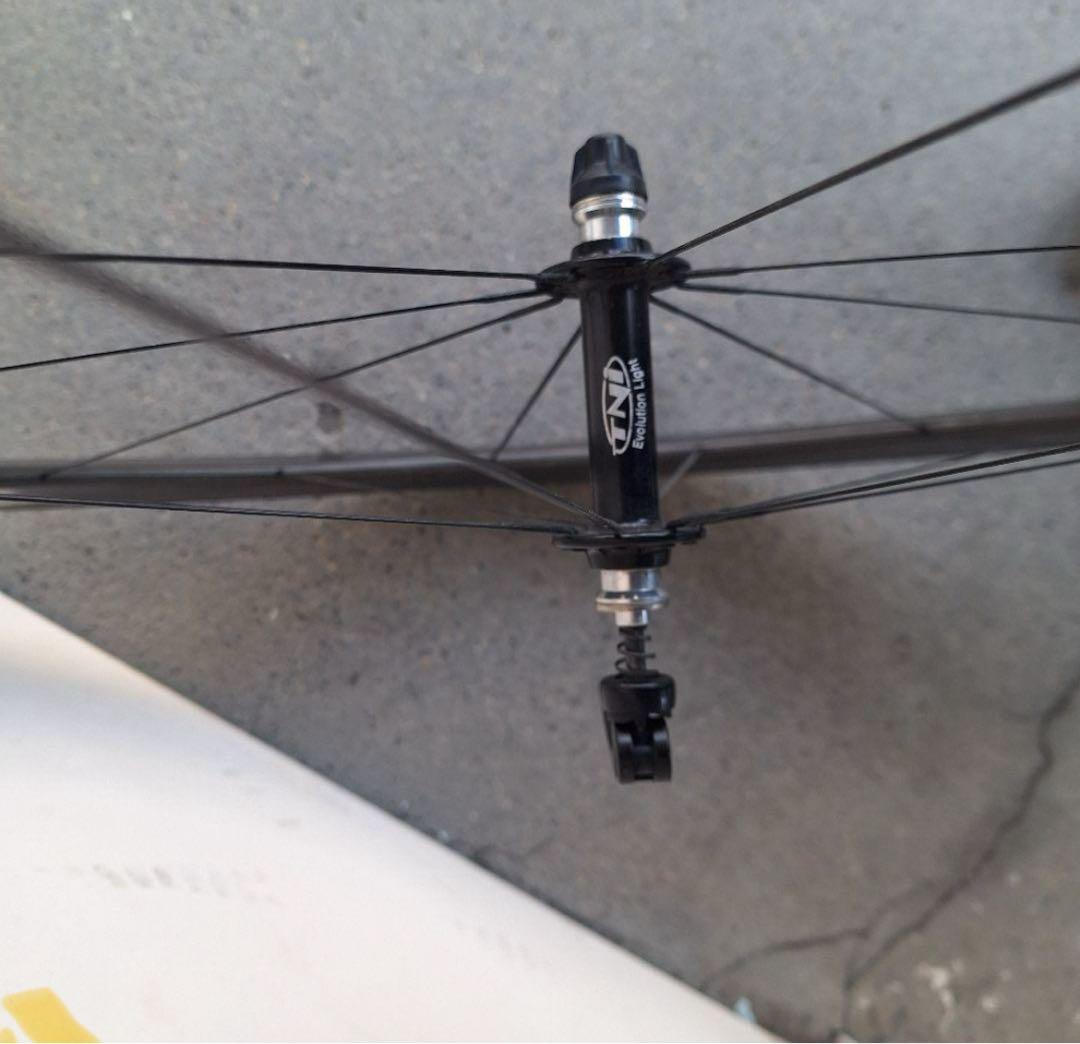 TNI カーボンホイール　極軽量