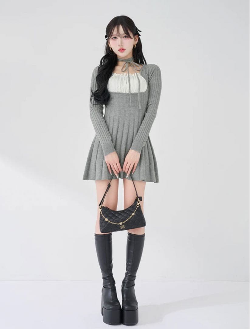 ネックリボンデザインフレアニットミニワンピース