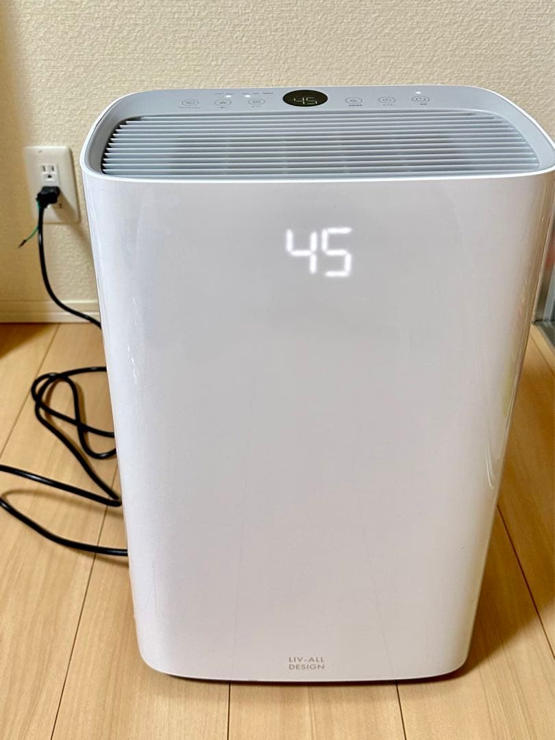 コンプレッサー式除湿機　除湿乾燥機　マイナスイオン　湿気対策　部屋干し　梅雨対策