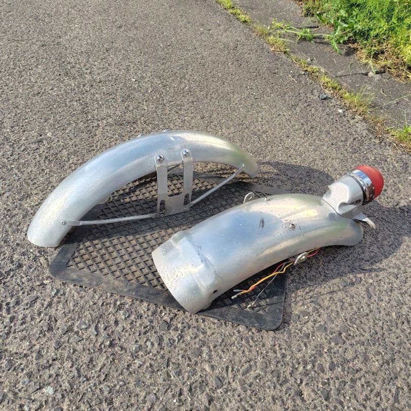 SR400 SR500 アルミフェンダー フロント リア 社外テールランプ付き