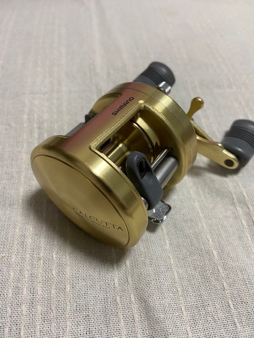 シマノ カルカッタXT 201 ？