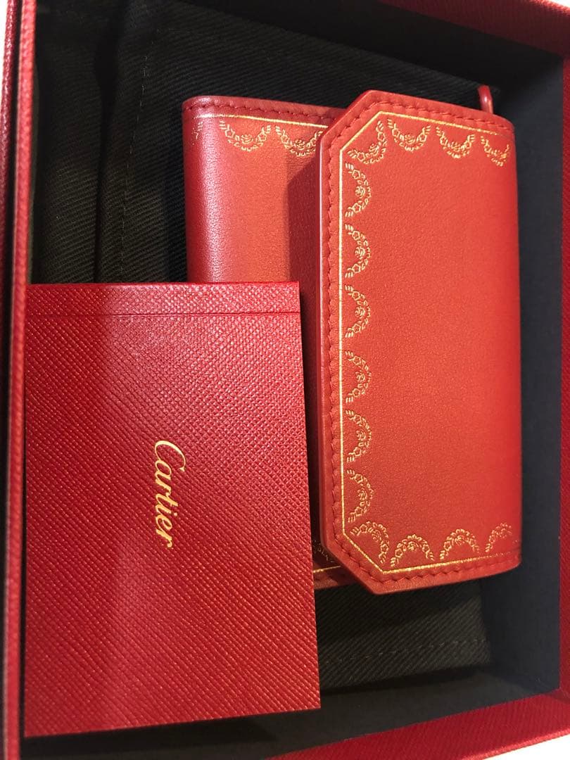 カルティエ ガーランド赤　財布
