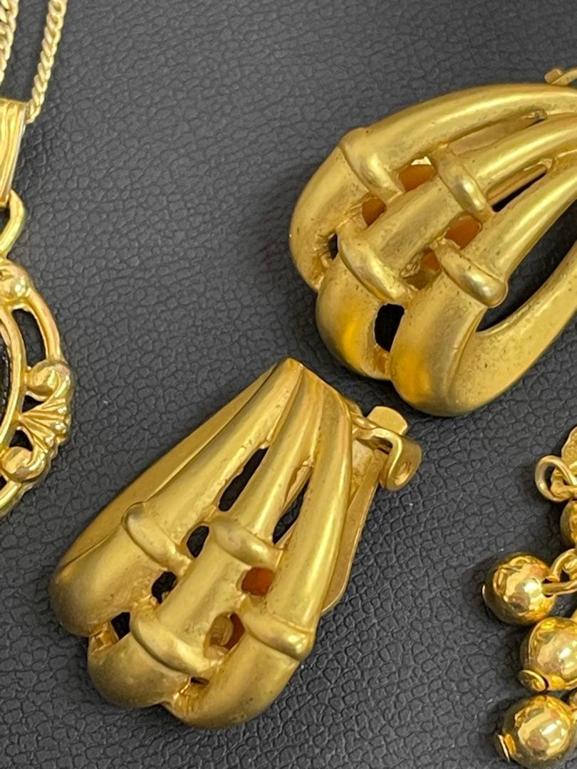 k18ゴールドモチーフネックレスセット