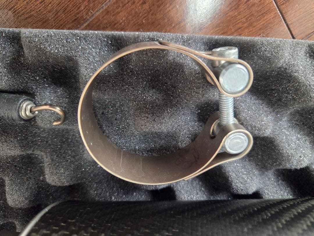 レオヴィンチ カーボンファイバー スリップオンマフラー 　マル