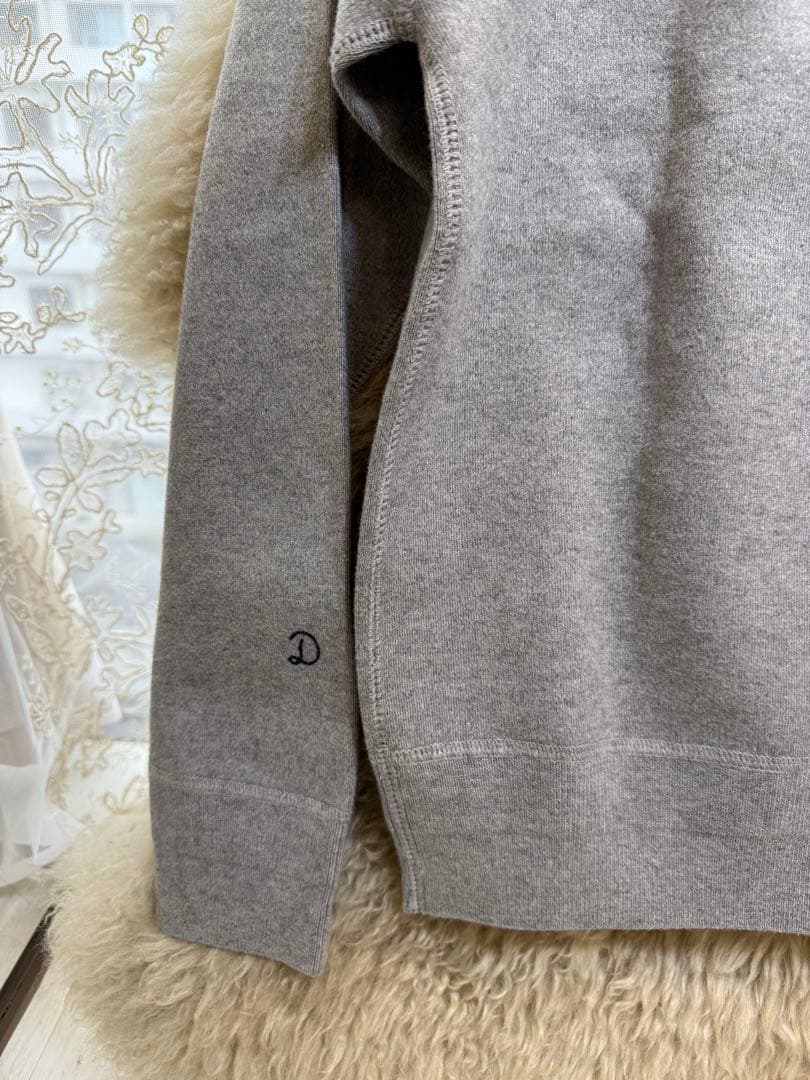 ドレステリア　タグ付き新品未使用　サイズ36 グレー セーター スエット　山羊