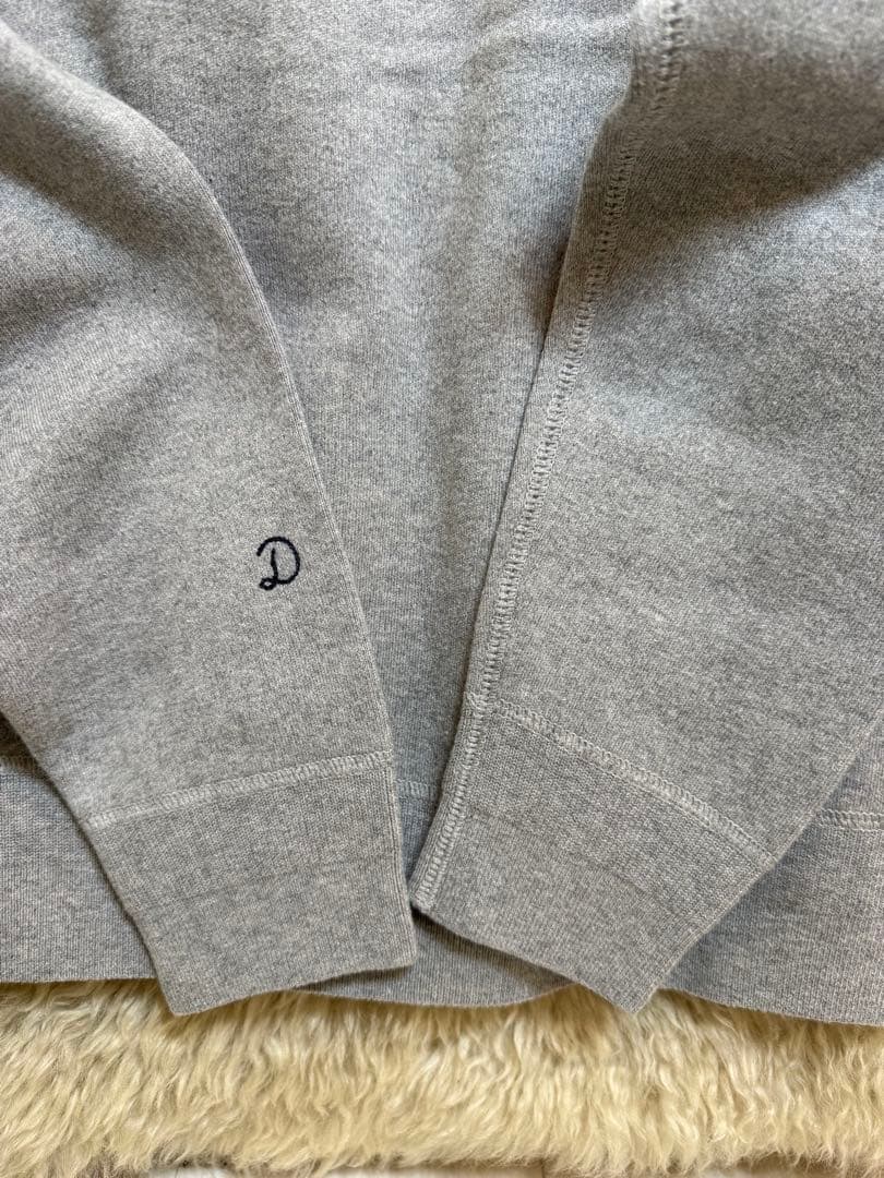 ドレステリア　タグ付き新品未使用　サイズ36 グレー セーター スエット　山羊