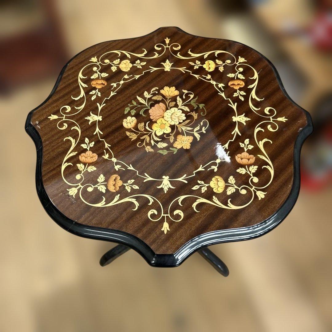 【サイドテーブル】イタリア　象嵌細工　花台　飾り台　インテリア