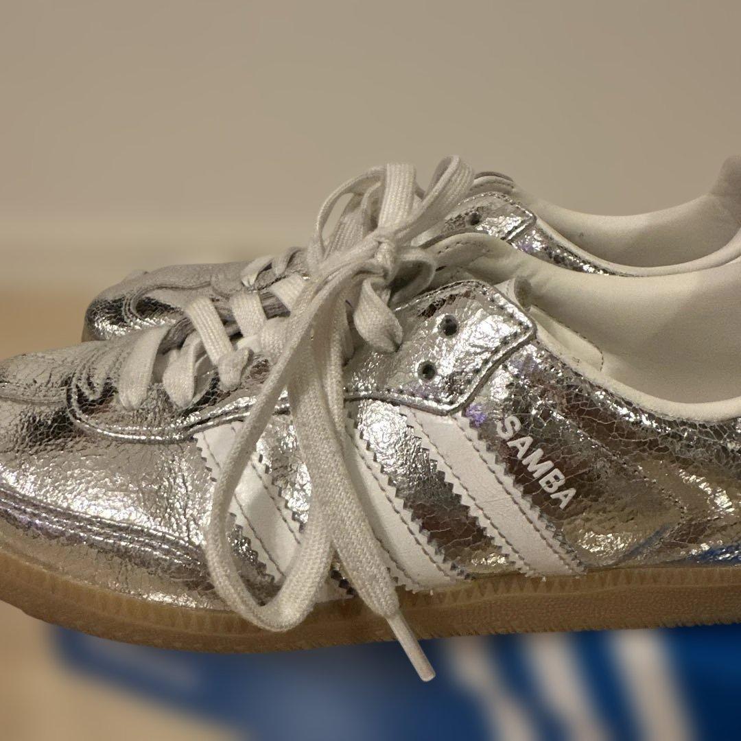adidas Samba シルバー スニーカー