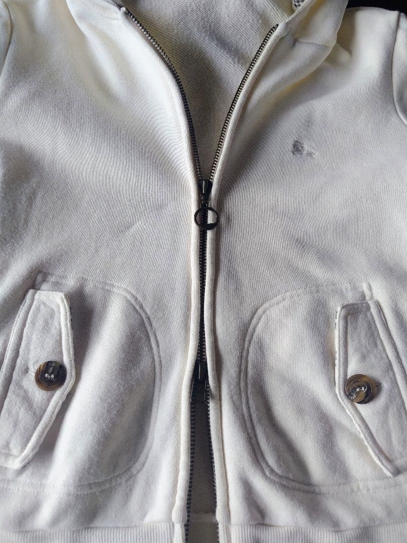バーバリーブルーレーベル　ジップアップ　パーカー　フードファー付