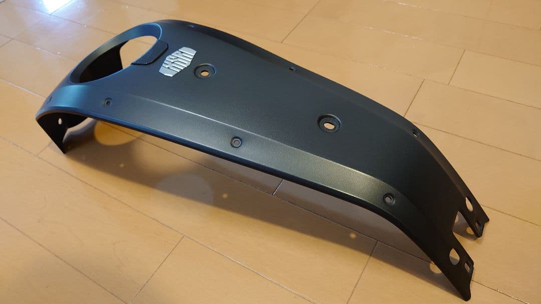 YAMAHA　XSR700　センタータンクカバー