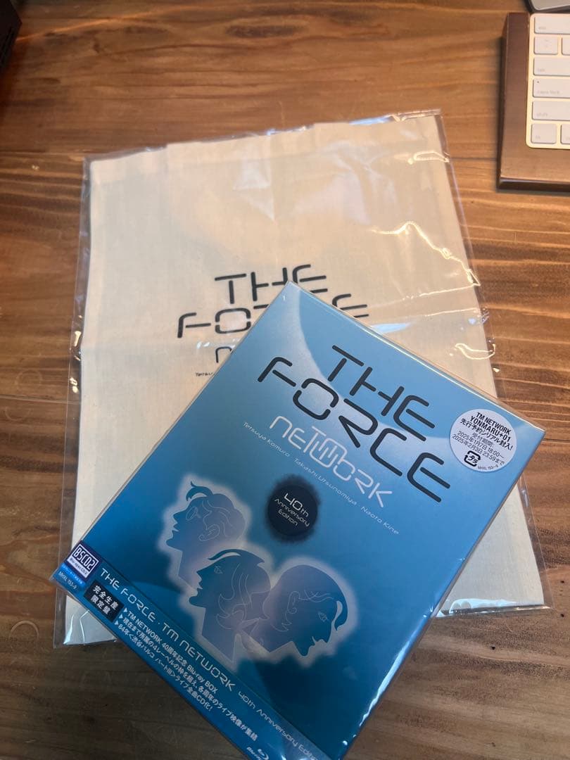 TM NETWORK ブルーレイ6枚セットとグッズ