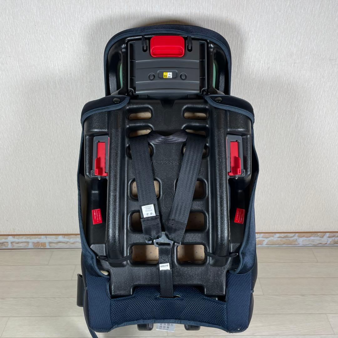 アップリカ エアグルーヴAD ネイビー チャイルドシート　ジュニアシート　air