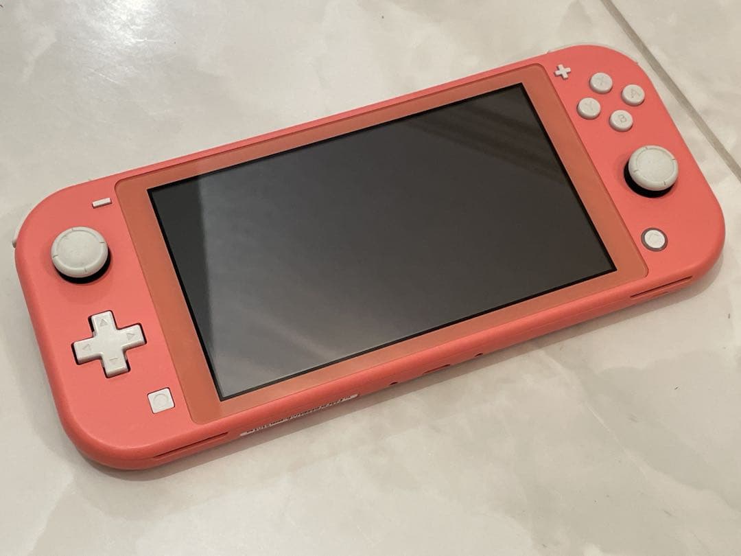 Switch Lite コーラルピンク 箱付き 任天堂 初期化済み!