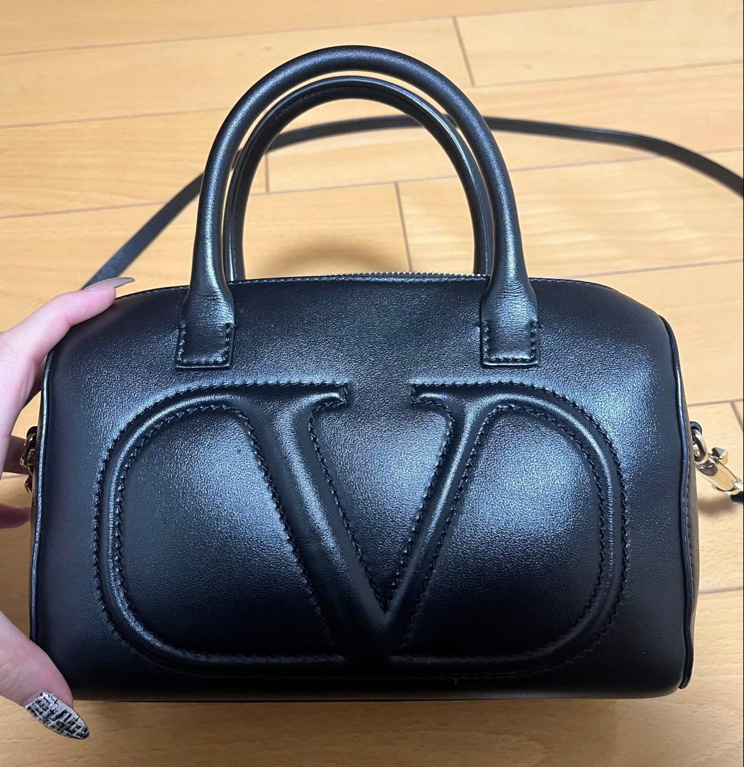 VALENTINO ショルダーバッグ