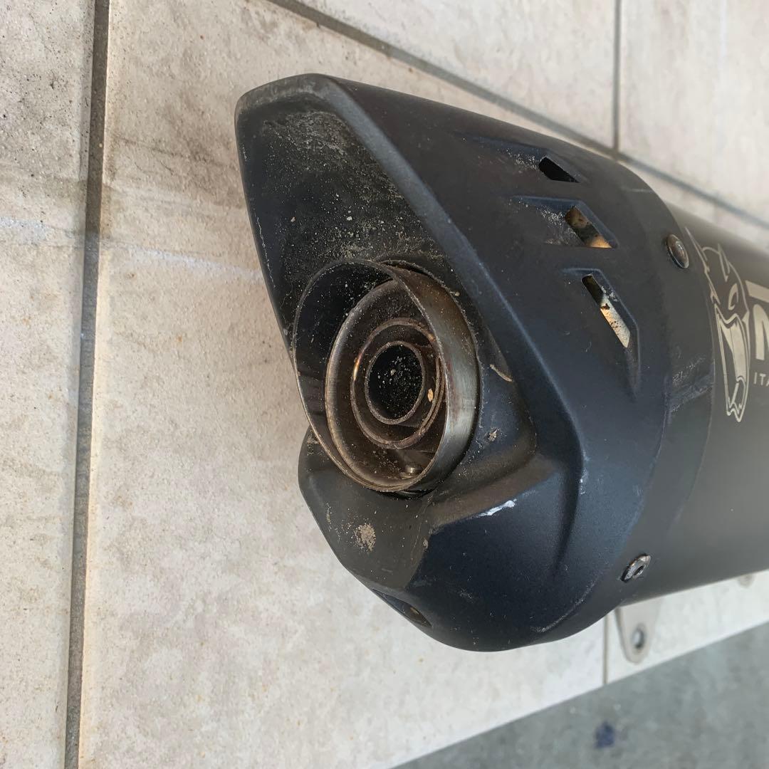 スズキバーグマン400 用MIVV イタリアンスタイル ブラックマフラー