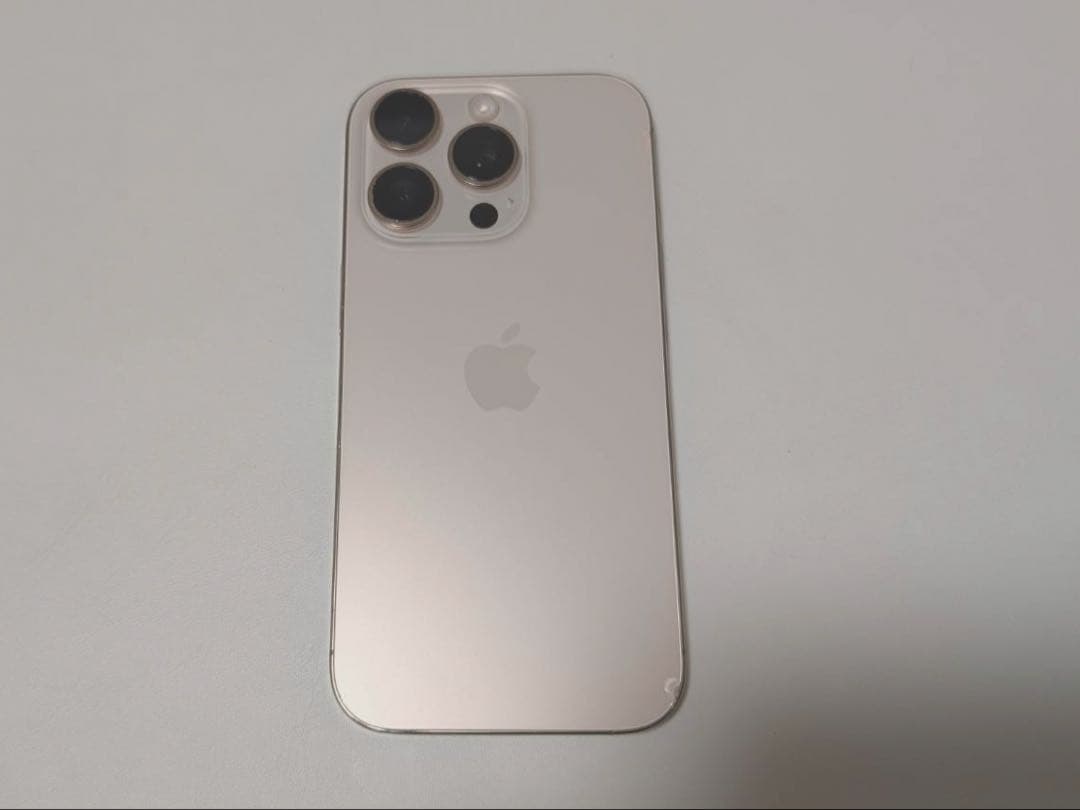 iPhone 16 Pro 256GB デザートチタニウム SIMフリー