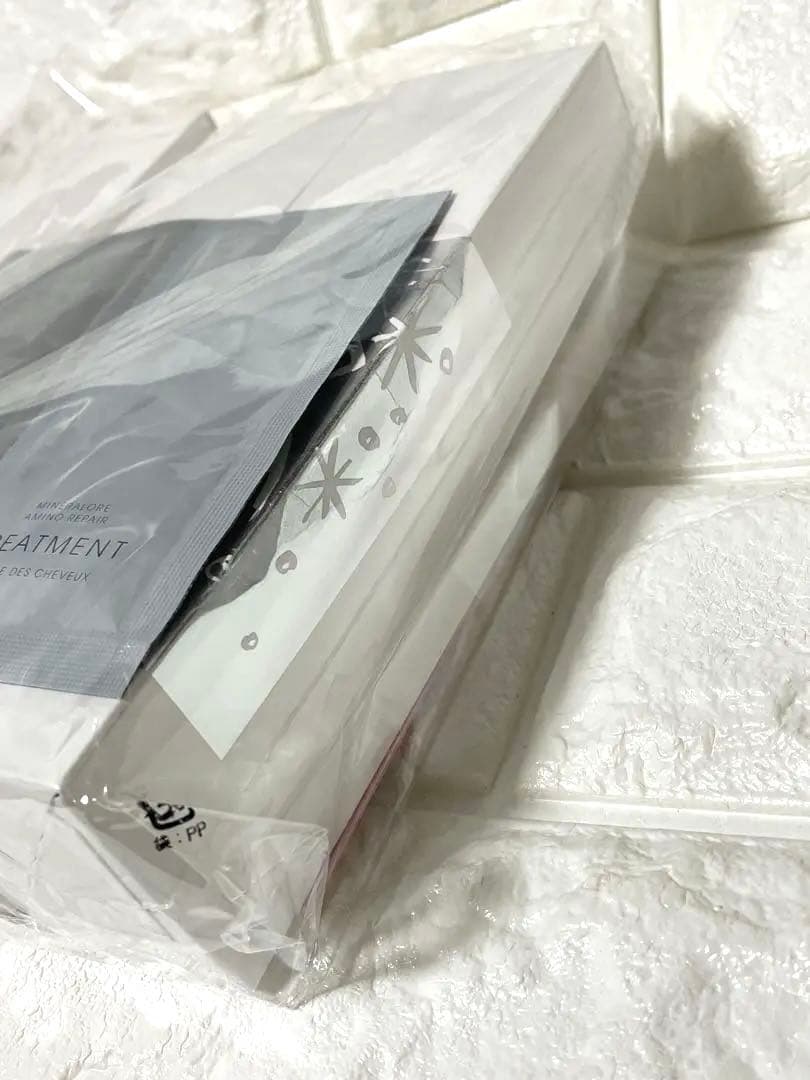 新品未使用未開封エレクトーレミネラルオーレフェイストリートメントギフトセット