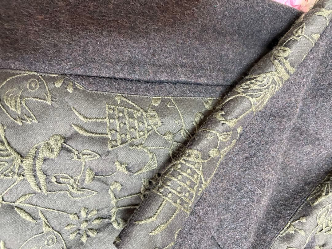 オリーブグリーン刺繍ロングコート