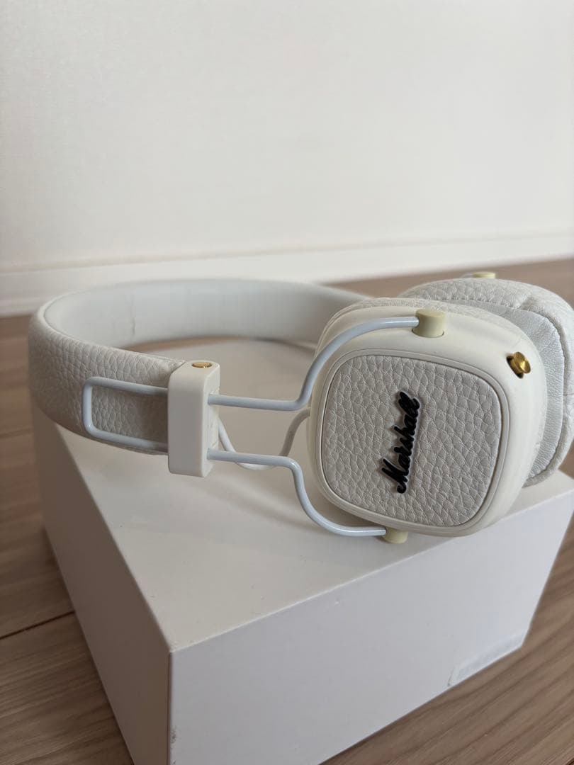 Marshall Major III Bluetooth ホワイト