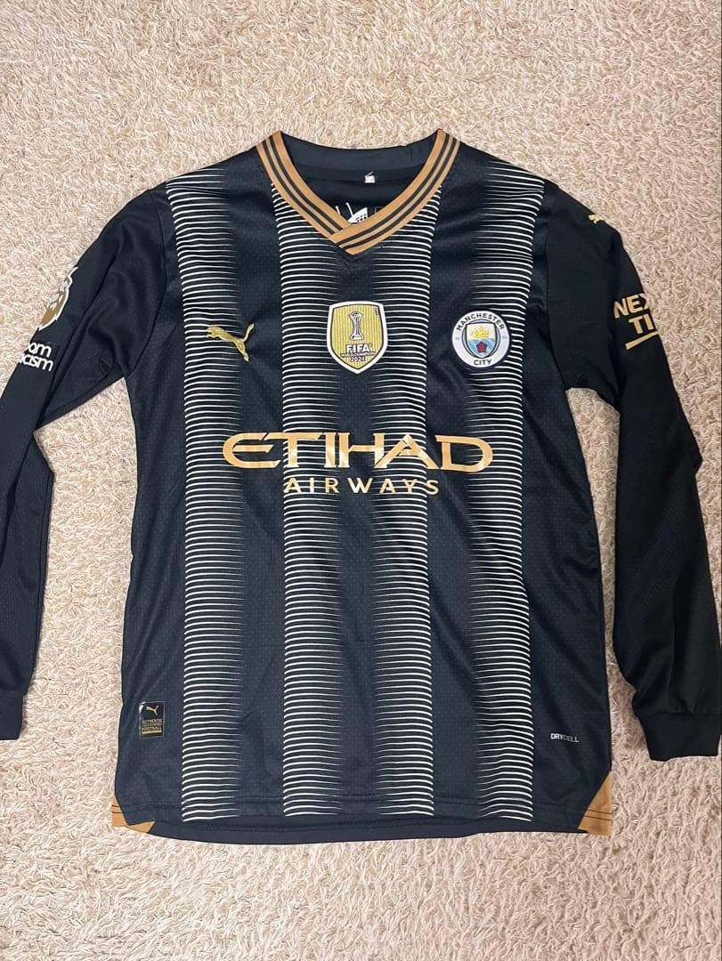 Puma マンチェスター・シティ 長袖ジャージ ブラック/ゴールド