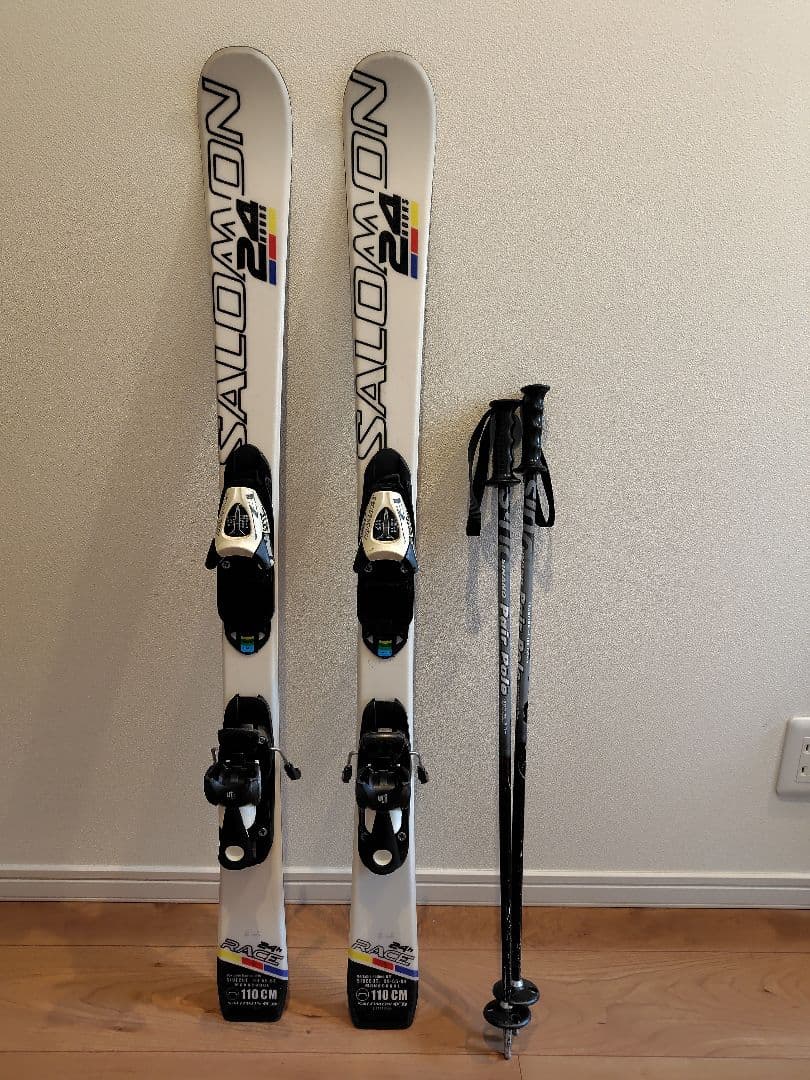 SALOMON スキー板　110cm ジュニア（ストック付き）