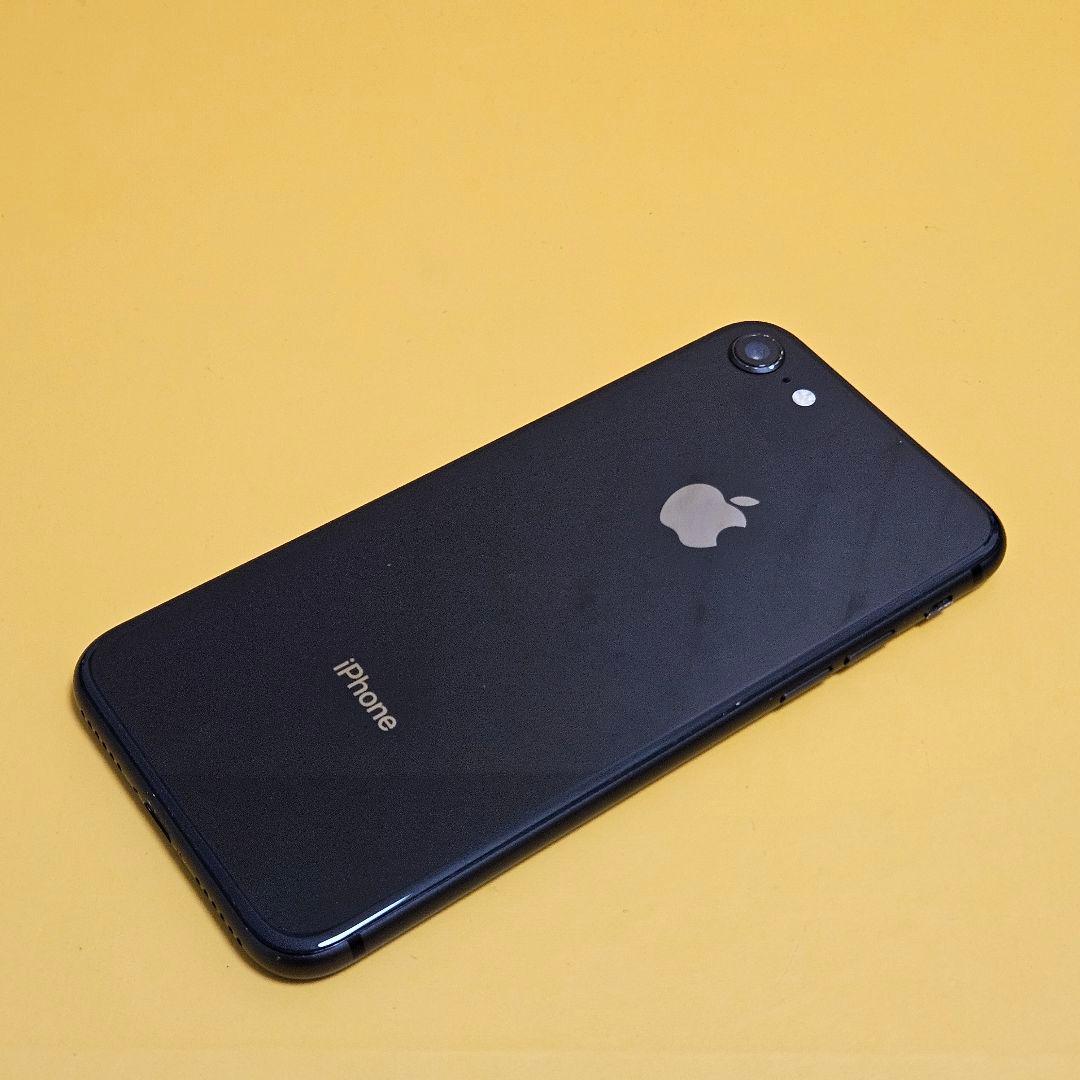 iPhone 8 64GB｜24時間以内発送#064