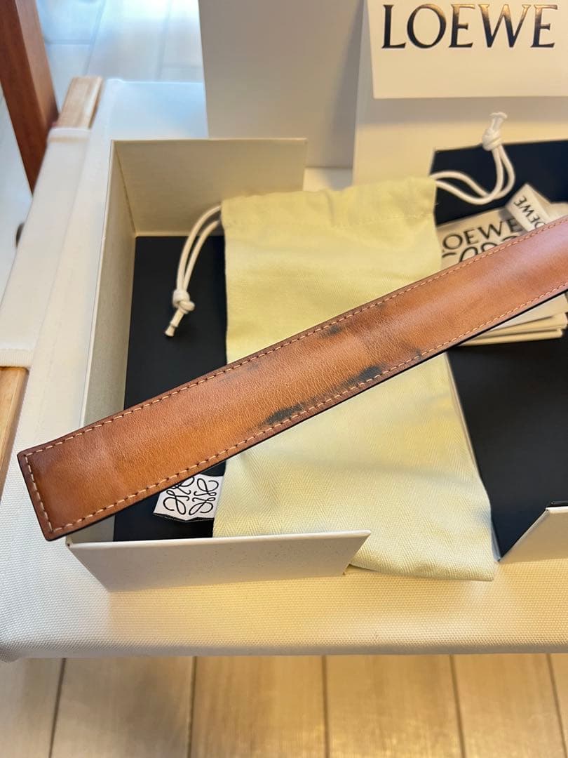 【美品】LOEWE カーフスキンバングル