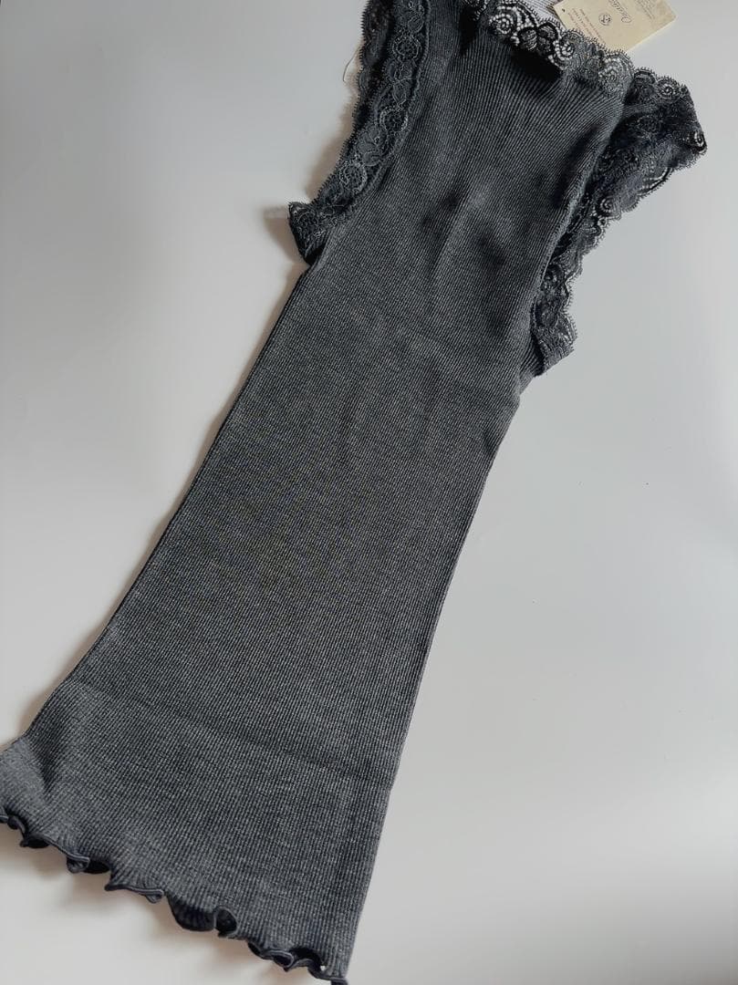 L（4）☆Oscalito　オスカリート　レース付きタンクトップ　シルク混ウール