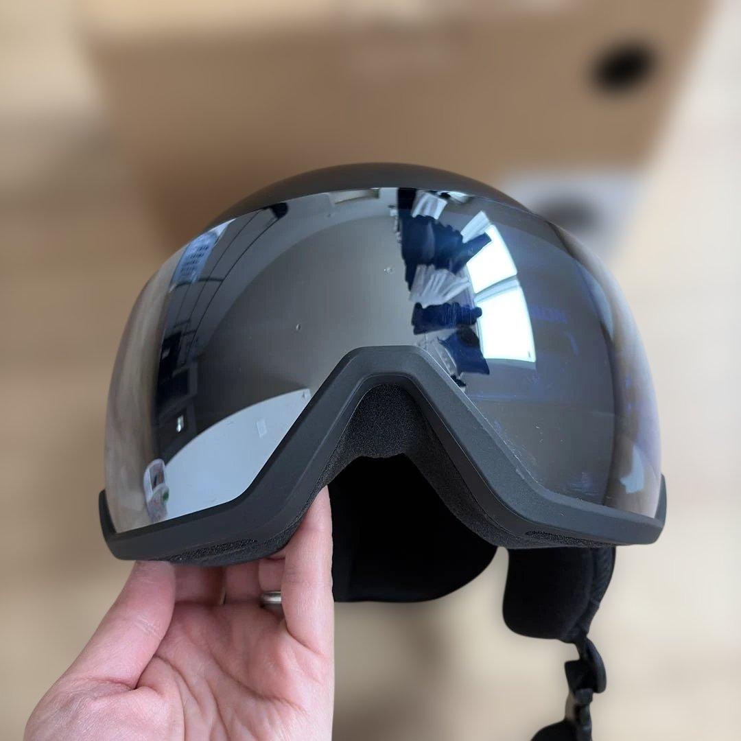 SALOMINサロモンジュニアスキーヘルメットM