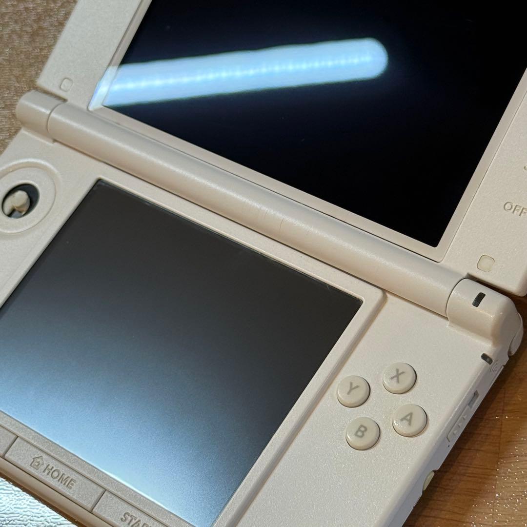 7-121 ニンテンドー3DS LL ピンク×ホワイト 箱付き