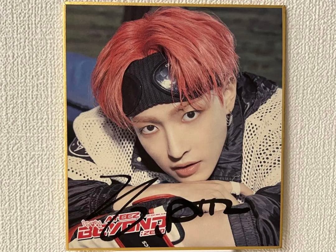 ATEEZ ホンジュン ROCKY 直筆サイン リリイベ　色紙