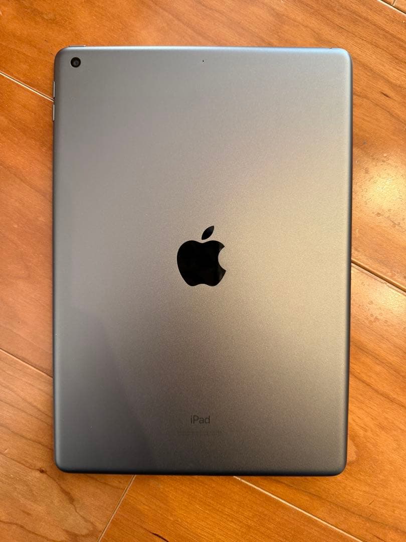 美品Apple iPad (第9世代) スペースグレー 64GB Wifiモデル