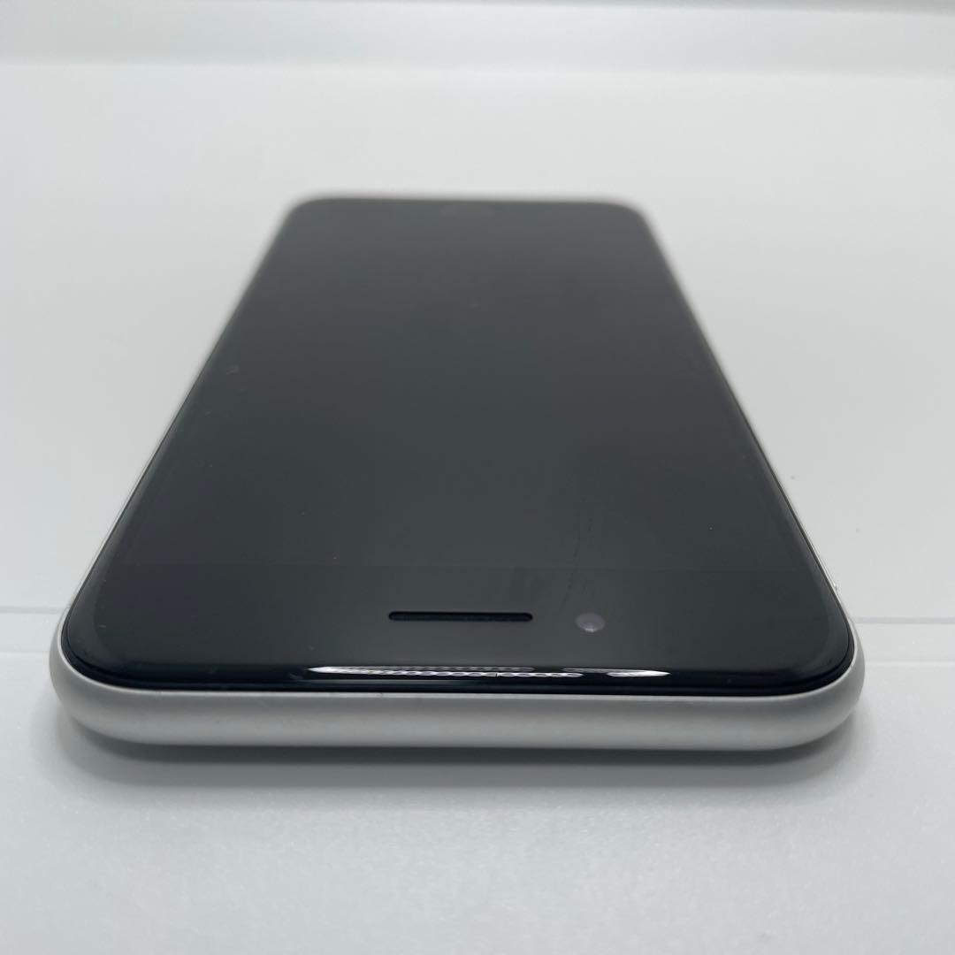 【格安美品】iPhone SE2 128GB simフリー本体 350