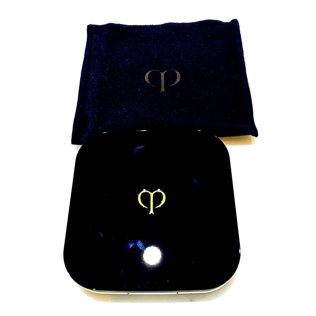 クレドポー ボーテ プードル コンパクト エサンシエルn フェイスパウダー