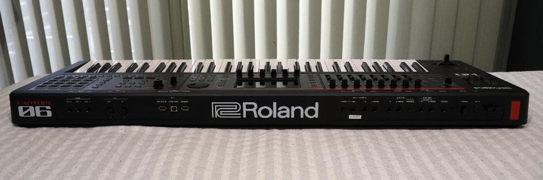 Roland FANTOM-06 ローランド 61鍵シンセサイザー